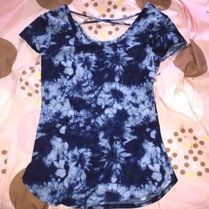 Blue tyedie lowcut cross in the back shirt